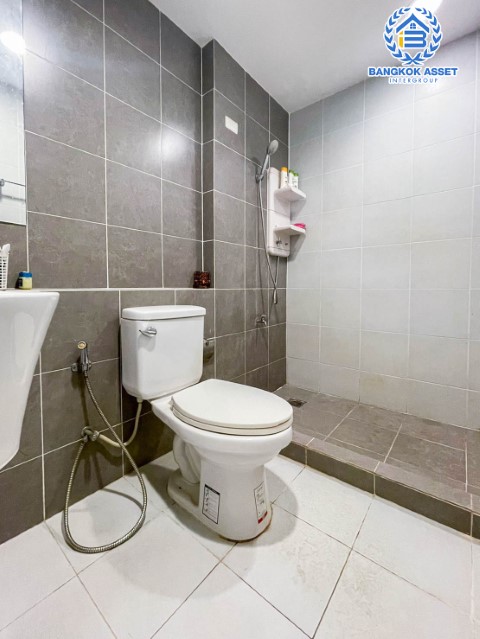 *****ทาวน์เฮ้าส์มือสองนนทบุรี ม.พลีโน่ ปิ่นเกล้า-ราชพฤกษ์ #หลังมุม เนื้อที่เยอะเกือบ 25 ตร.ว. พร้อมฟังก์ชัน 3 ห้องนอน 2 ห้องน้ำ 1 ที่จอดรถ ต่อเติมพื้น และหลังคาห้องครัว บนทำเลเดินทางสะดวกสบาย ใกล้รถไฟฟ้าสายสีแดง "สถานีบางบำหรุ" และทางด่วน